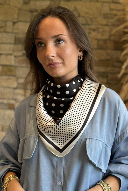 Polka Silky Blend Square Scarf Mono /30=